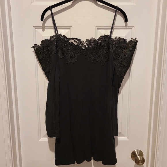 Anthropology Off-Shoulder Top - Picture 8 of 8